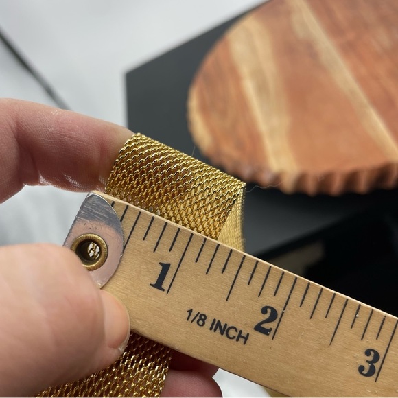 Gold Tone Metal Mesh Belt Size S/M - Picture 4 of 4